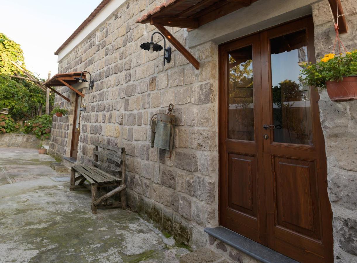 Apartamento Emy'S Country House Castellammare di Stabia Exterior foto